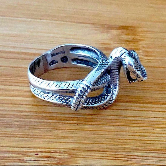 $118 Navajo Signed Designer Estate Ring Size 8 & 3/4 Copyright SC STERLING - Picture 3 of 8